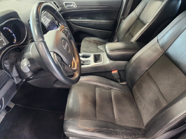 Used 2019 Jeep Grand Cherokee Altitude AWD/4WD image 9