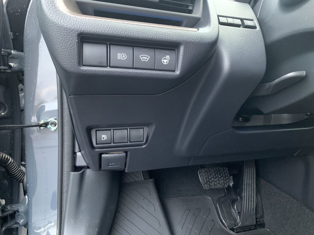 New 2026 Toyota Prius XLE AWD/4WD image 29