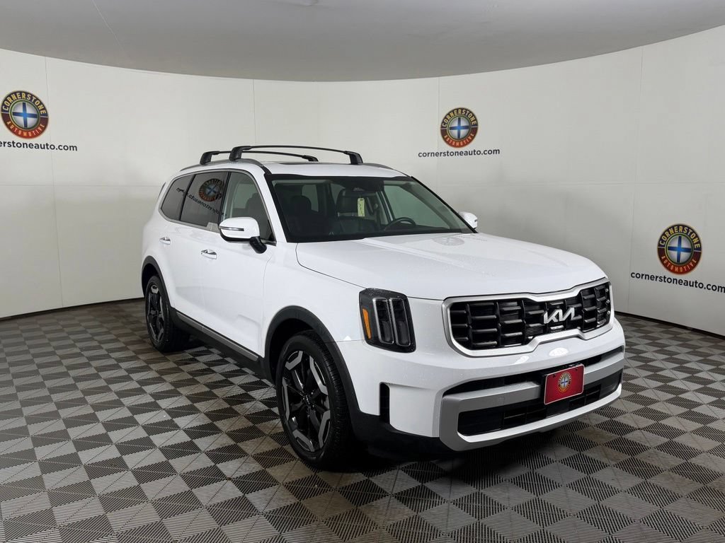 Used 2025 Kia Telluride S AWD/4WD image 19