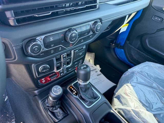 New 2026 Jeep Wrangler Unlimited Rubicon AWD/4WD image 21