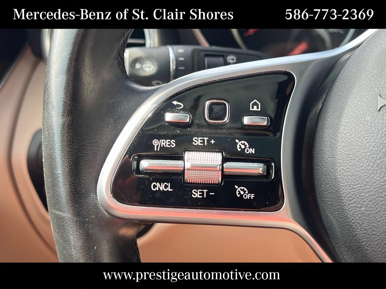 Used 2021 Mercedes-Benz GLC 300 4MATIC image 31