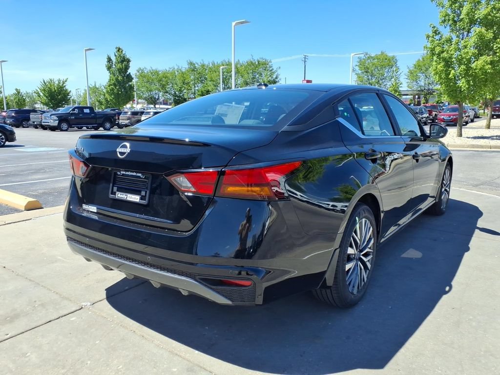 New 2026 Nissan Altima 2.5 SV FWD image 7