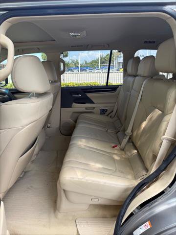 Used 2018 Lexus LX 570 4WD image 20