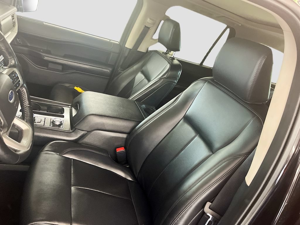 Used 2023 Ford Expedition XLT AWD/4WD image 19