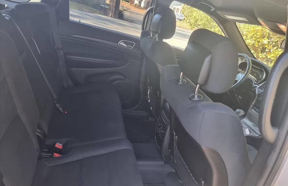 Used 2016 Jeep Grand Cherokee Laredo w/ Quick Order Package 23E image 8