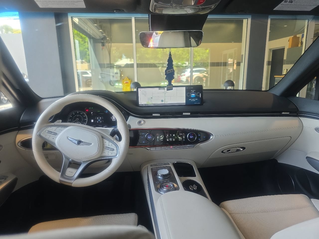 Used 2023 Genesis Electrified GV70 AWD/4WD image 20