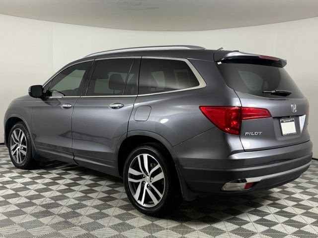 Used 2016 Honda Pilot Touring image 6
