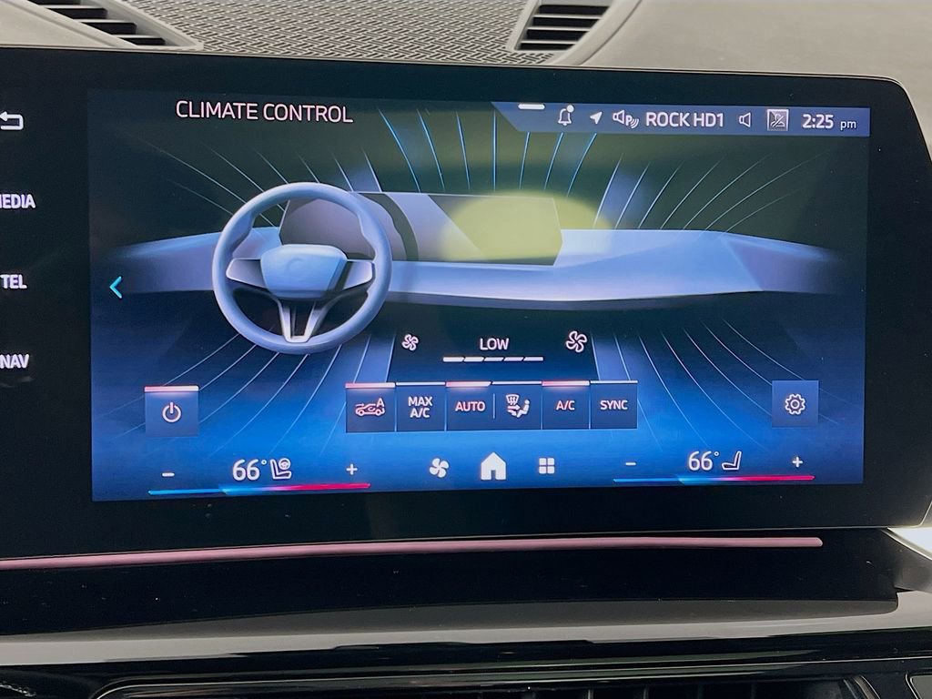 Used 2025 BMW X1 xDrive28i image 15