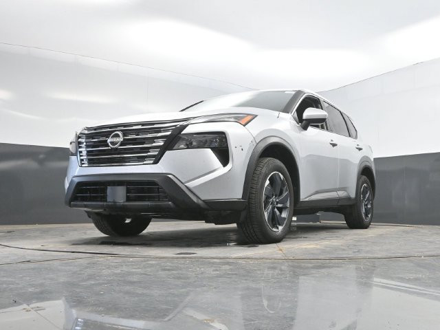 Used 2024 Nissan Rogue SV FWD image 48