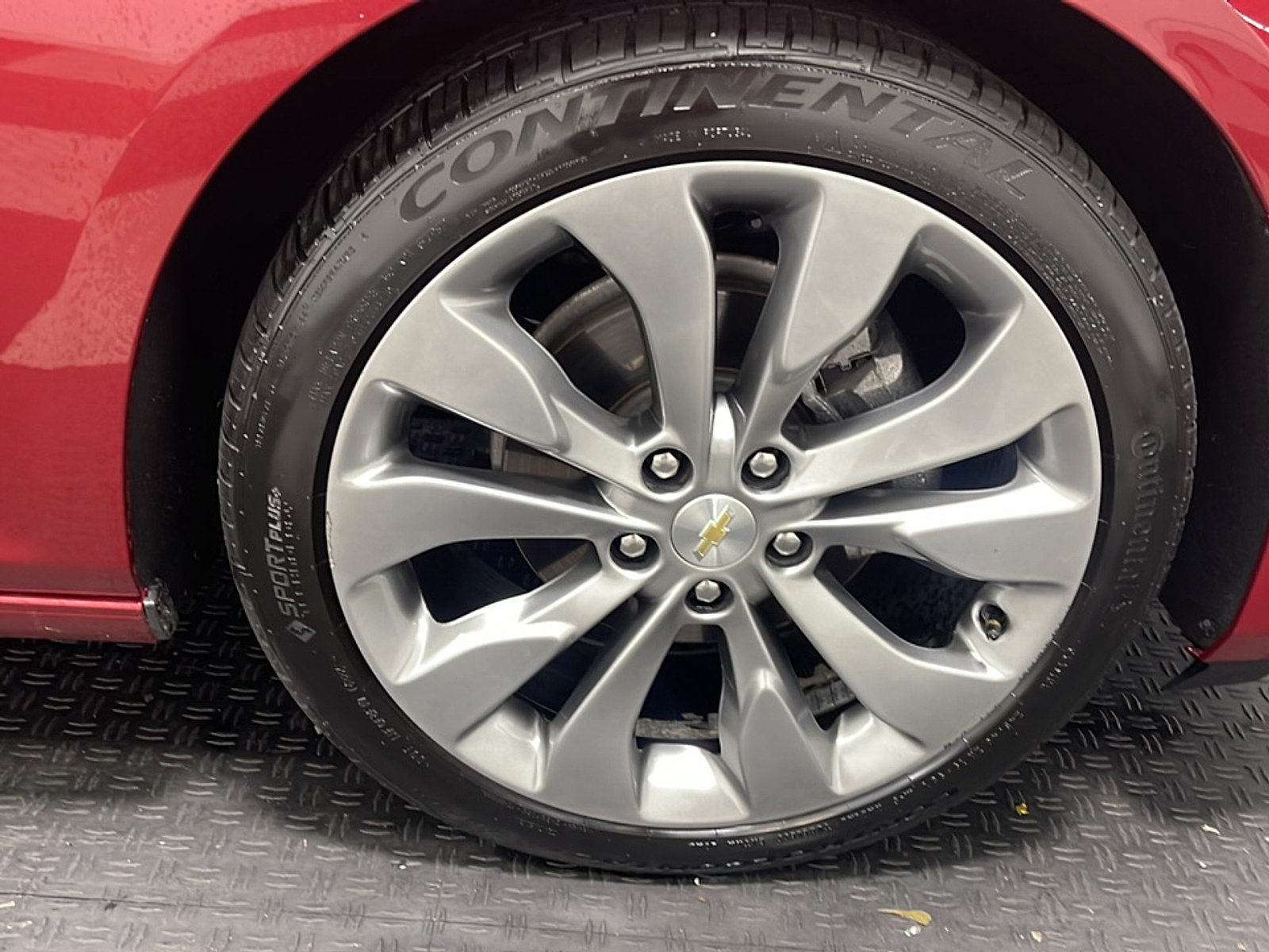 Used 2017 Chevrolet Malibu Premier w/ Premier Sun and Wheel Package FWD image 21