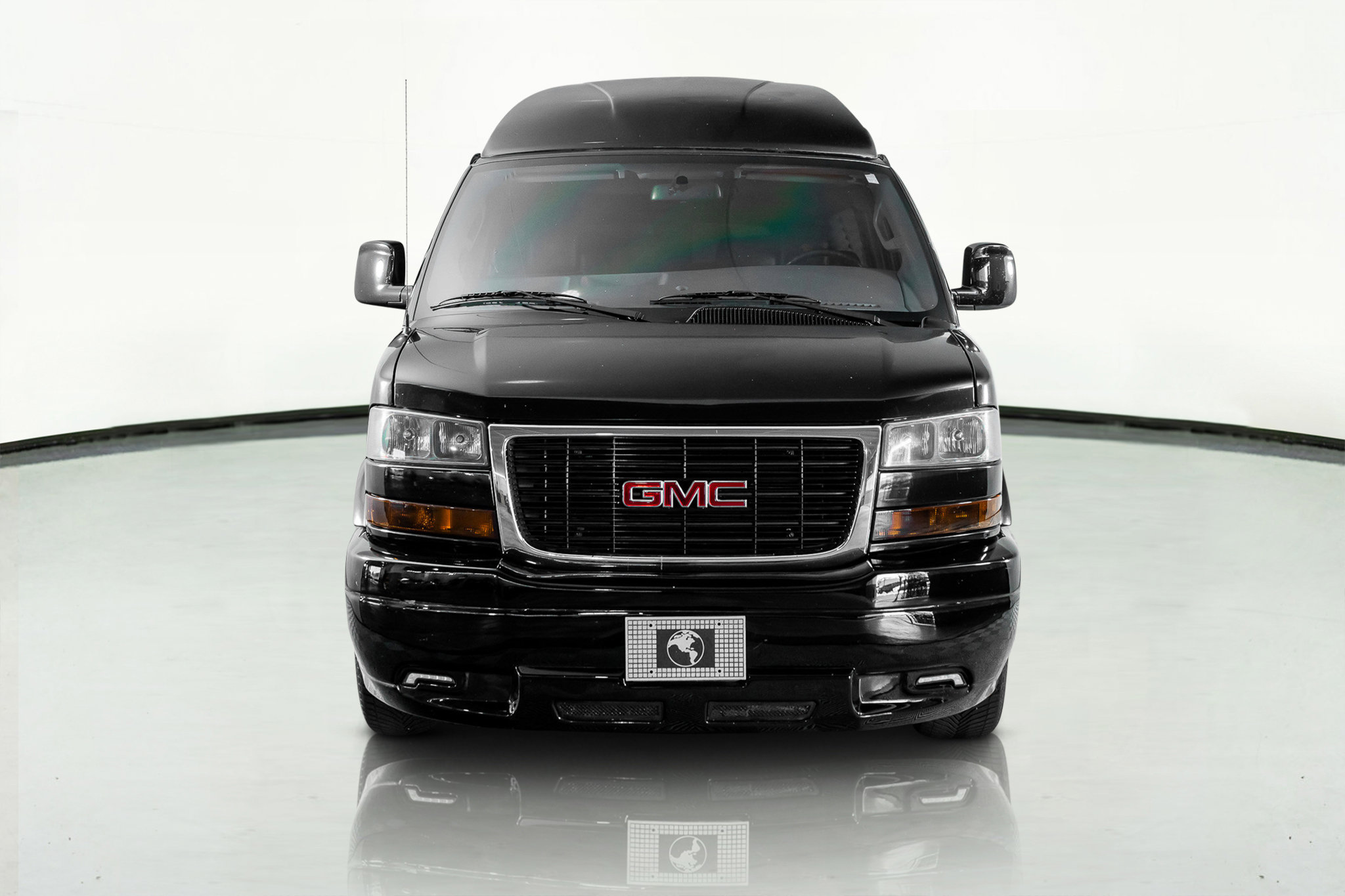 Used 2023 GMC Savana 2500 Conversion Van image 23