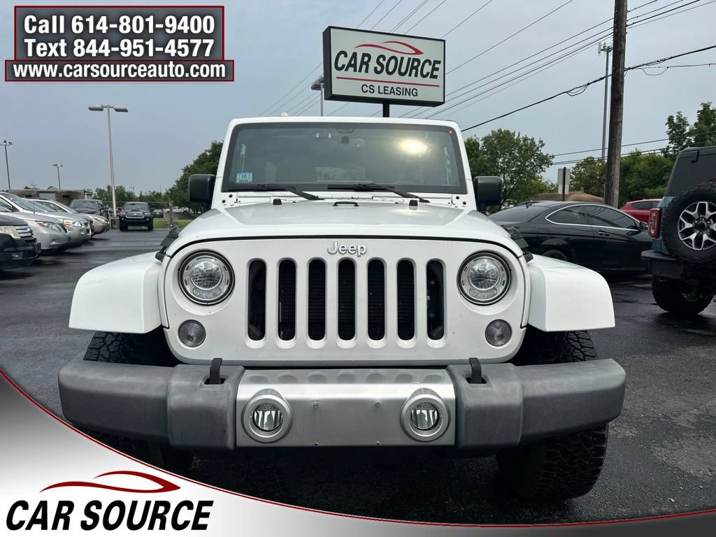Used 2017 Jeep Wrangler Unlimited Sahara w/ Connectivity Group AWD/4WD image 13