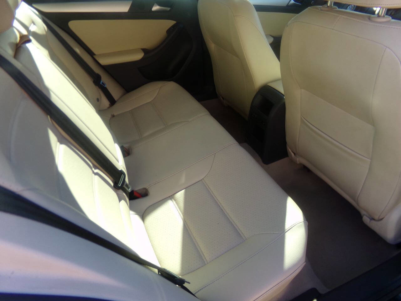 Used 2013 Volkswagen Jetta SE image 31