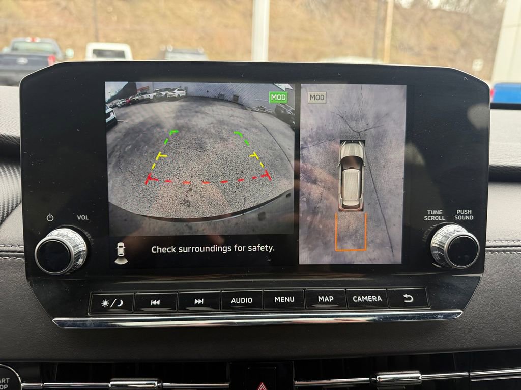 Used 2024 Mitsubishi Outlander SE Black Edition image 18