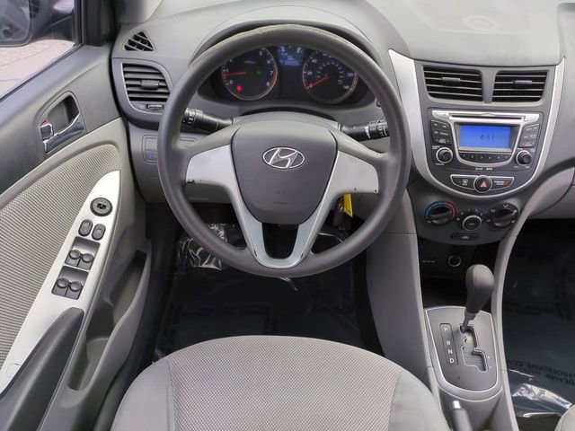 Used 2013 Hyundai Accent GLS image 15