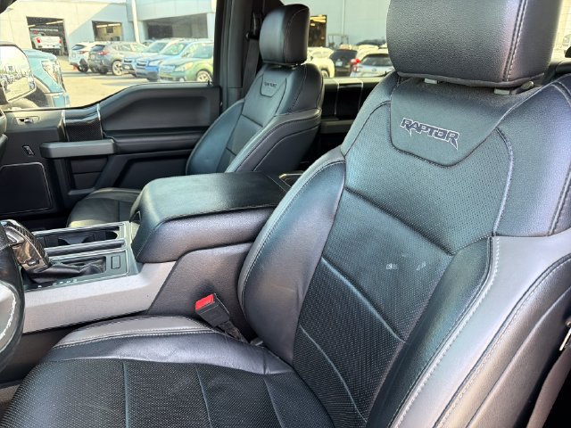 Used 2018 Ford F150 Raptor w/ Equipment Group 802A Luxury AWD/4WD image 21