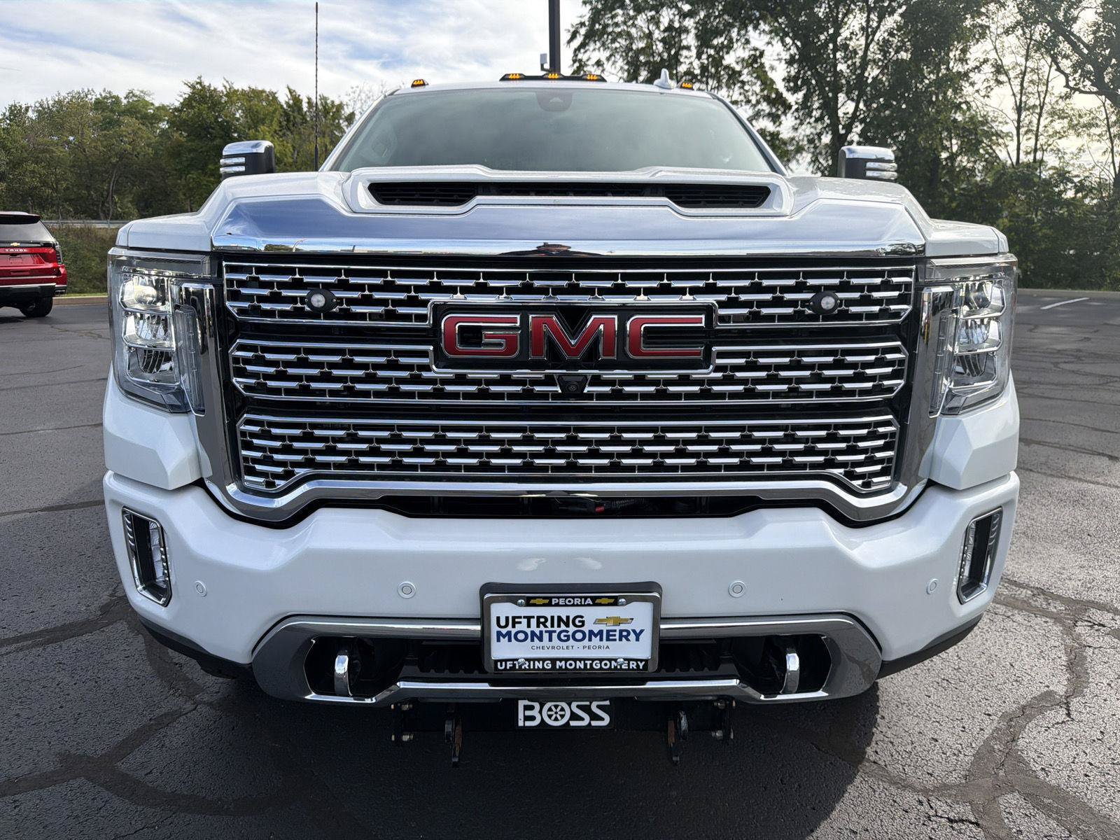 Used 2023 GMC Sierra 3500 Denali w/ Denali Ultimate Package AWD/4WD image 8