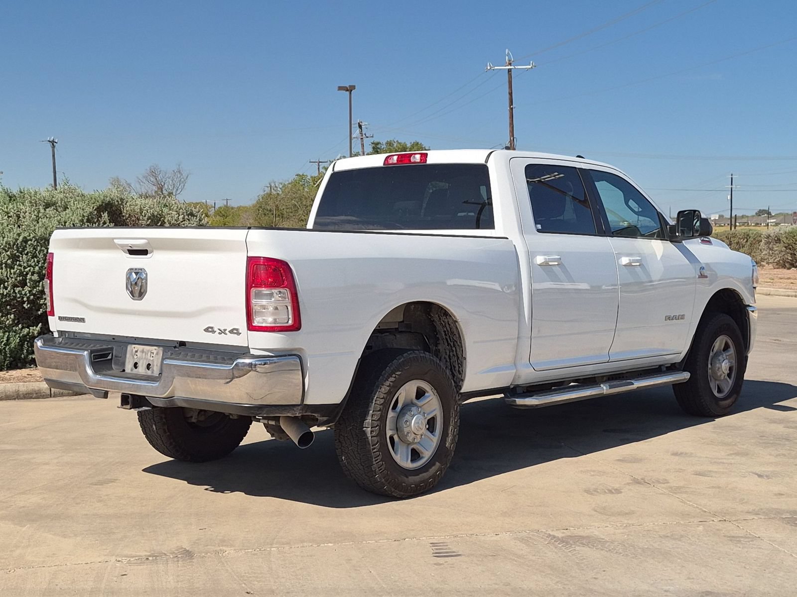 Used 2022 RAM 2500 Big Horn AWD/4WD image 3