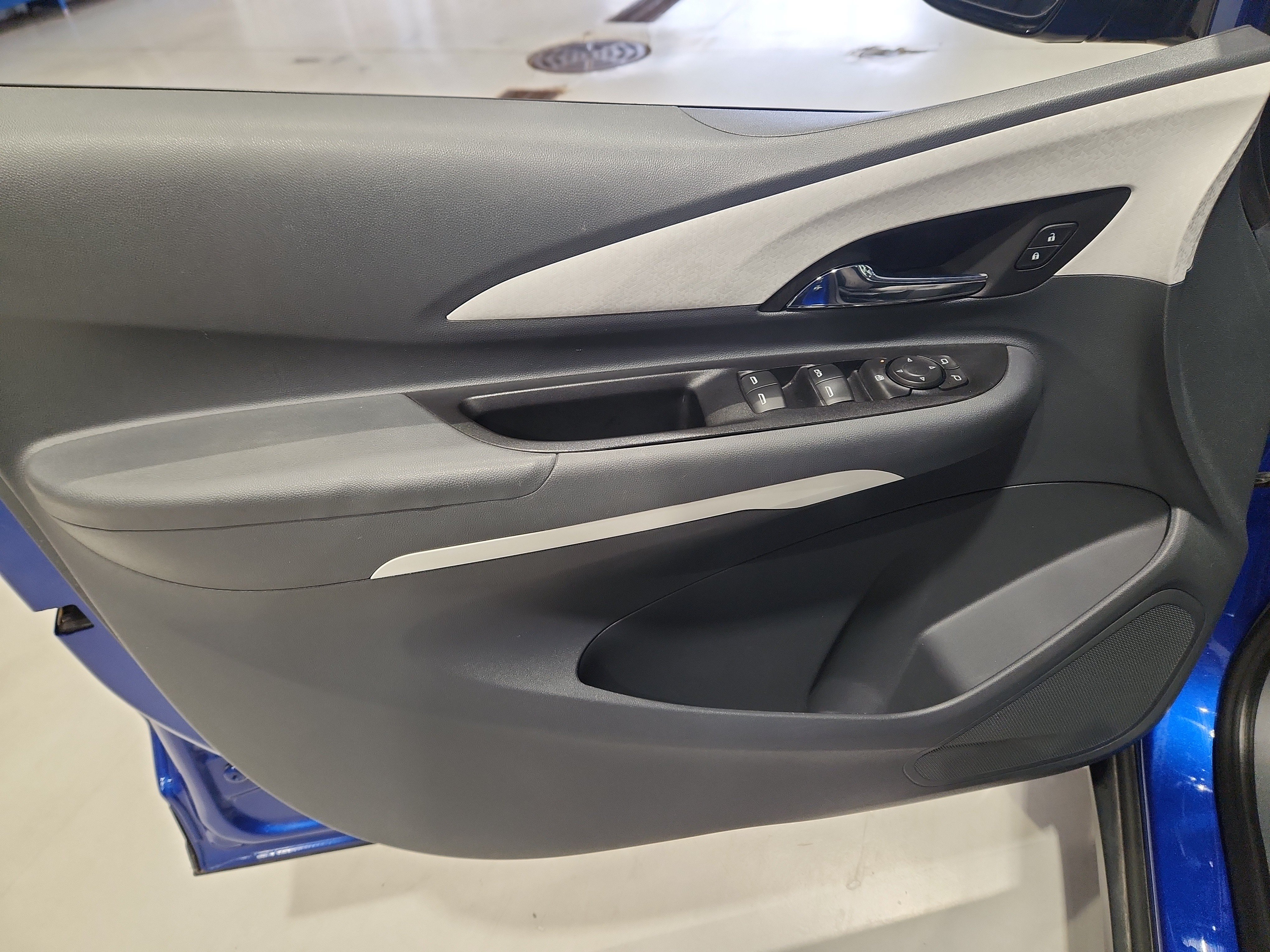Certified 2017 Chevrolet Bolt LT FWD image 15