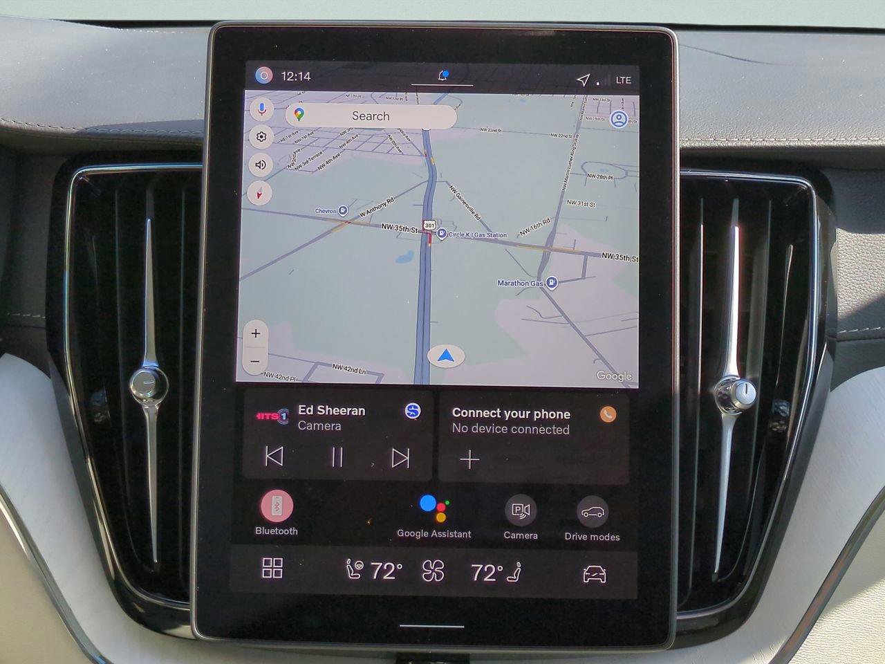 New 2026 Volvo XC60 T8 Ultra w/ Protection Package Premier image 16