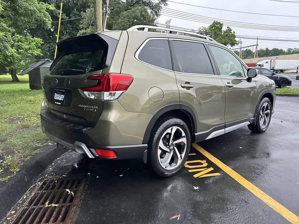 Certified 2023 Subaru Forester Touring AWD/4WD image 8