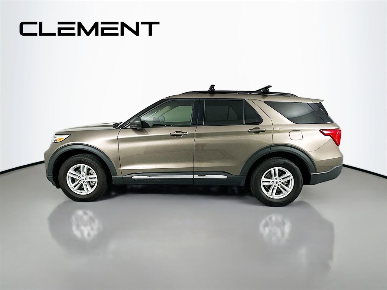 Certified 2021 Ford Explorer XLT w/ Class III Trailer Tow Package AWD/4WD image 6