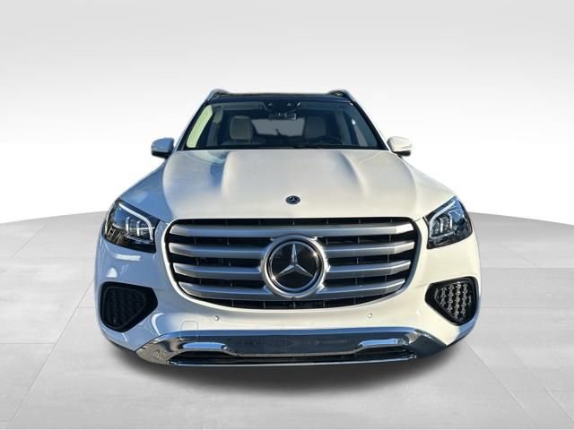Certified 2026 Mercedes-Benz GLS 450 4MATIC image 8