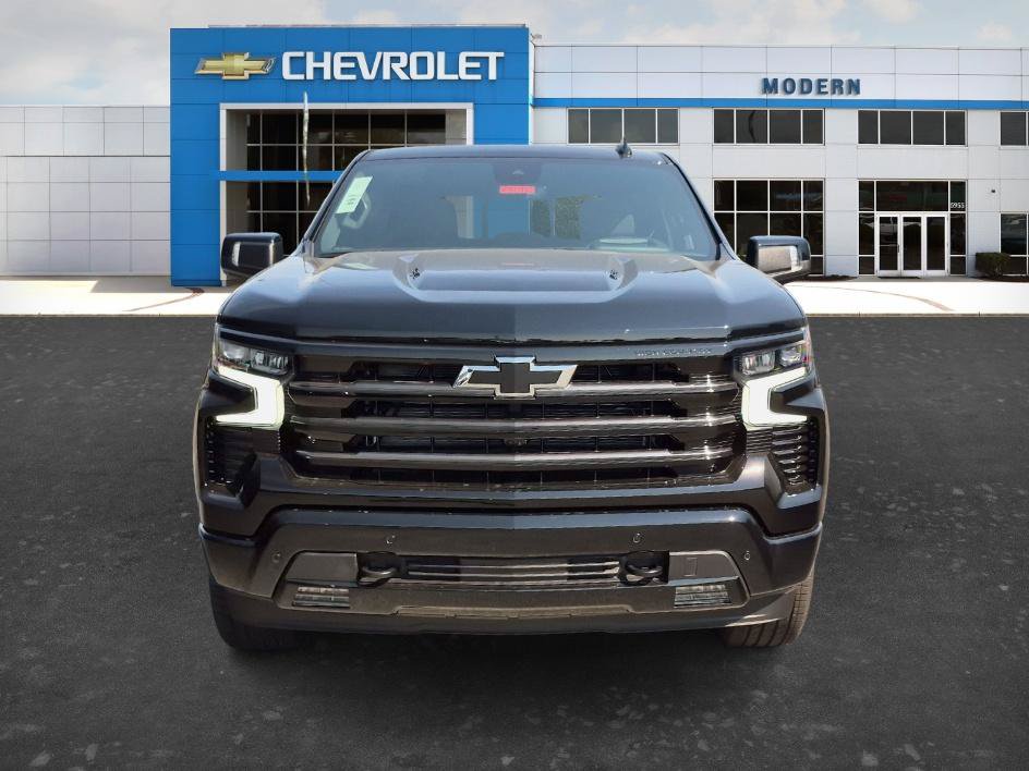 New 2026 Chevrolet Silverado 1500 High Country w/ High Country Premium Package AWD/4WD image 8