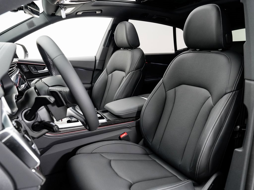 New 2025 Audi Q8 Prestige image 5