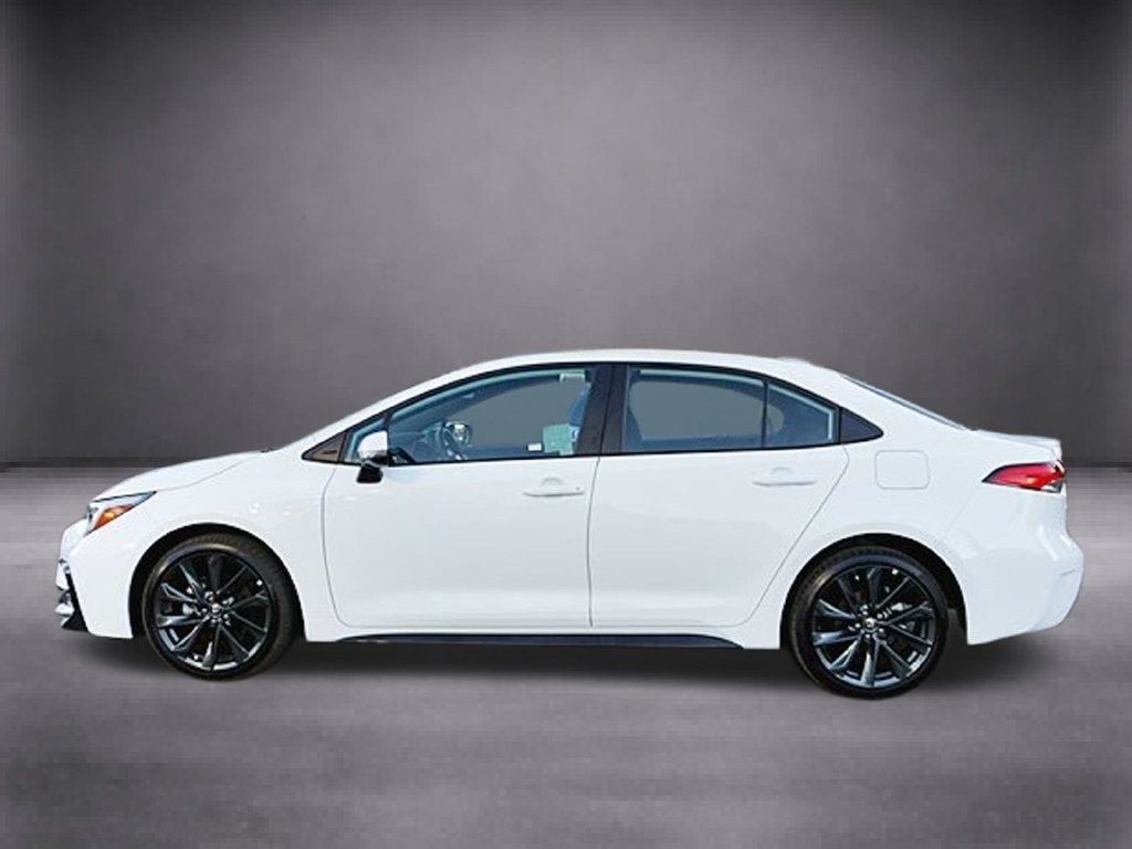 Used 2026 Toyota Corolla SE FWD image 9