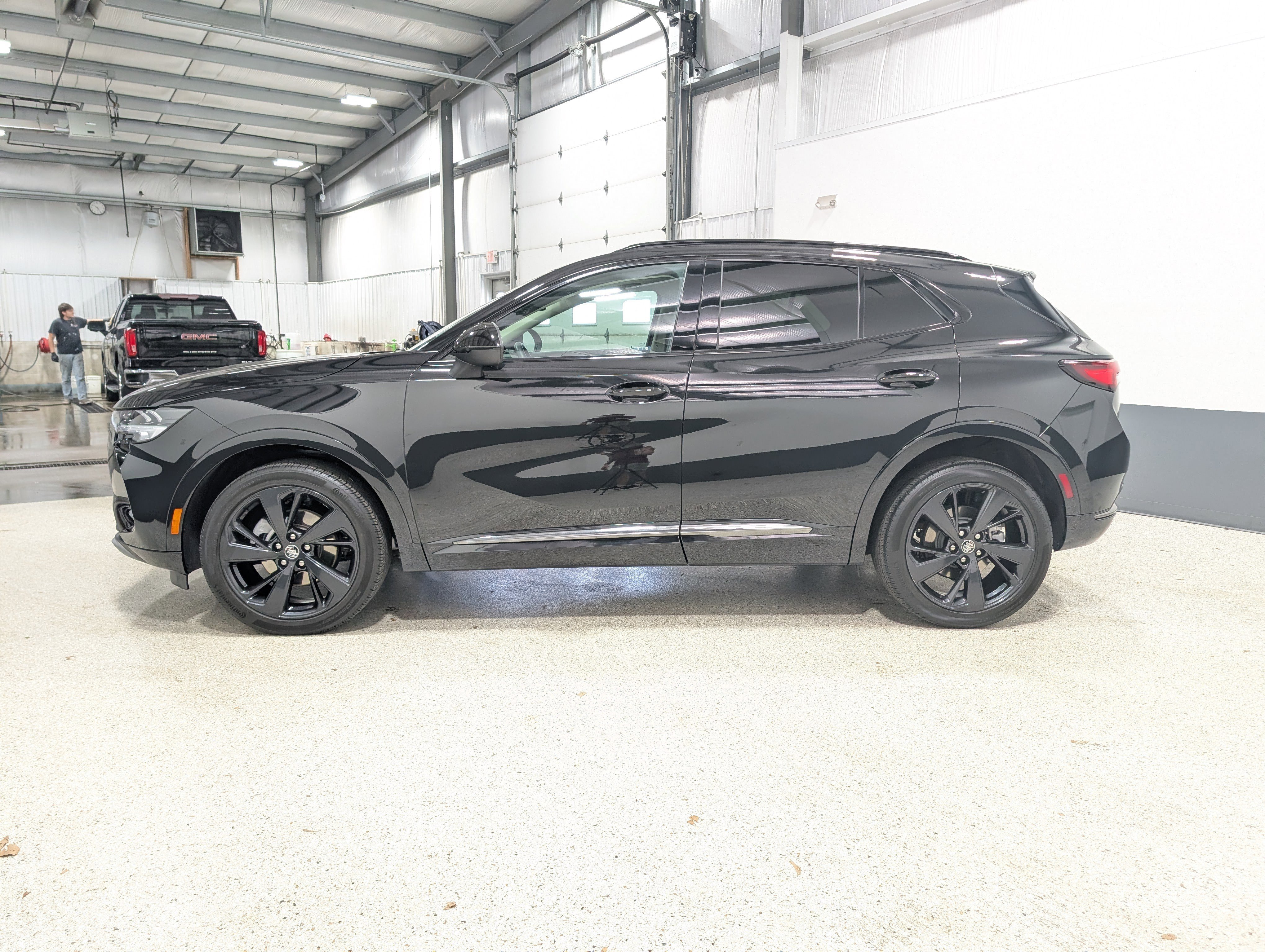 Used 2023 Buick Envision Essence w/ Sport Touring Package AWD/4WD image 6