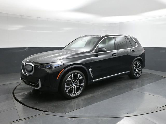 New 2026 BMW X5 xDrive50e w/ Climate Comfort Package