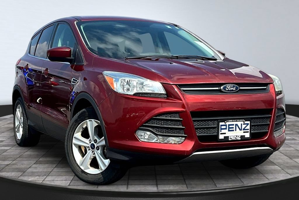 Used 2016 Ford Escape SE AWD/4WD image 3