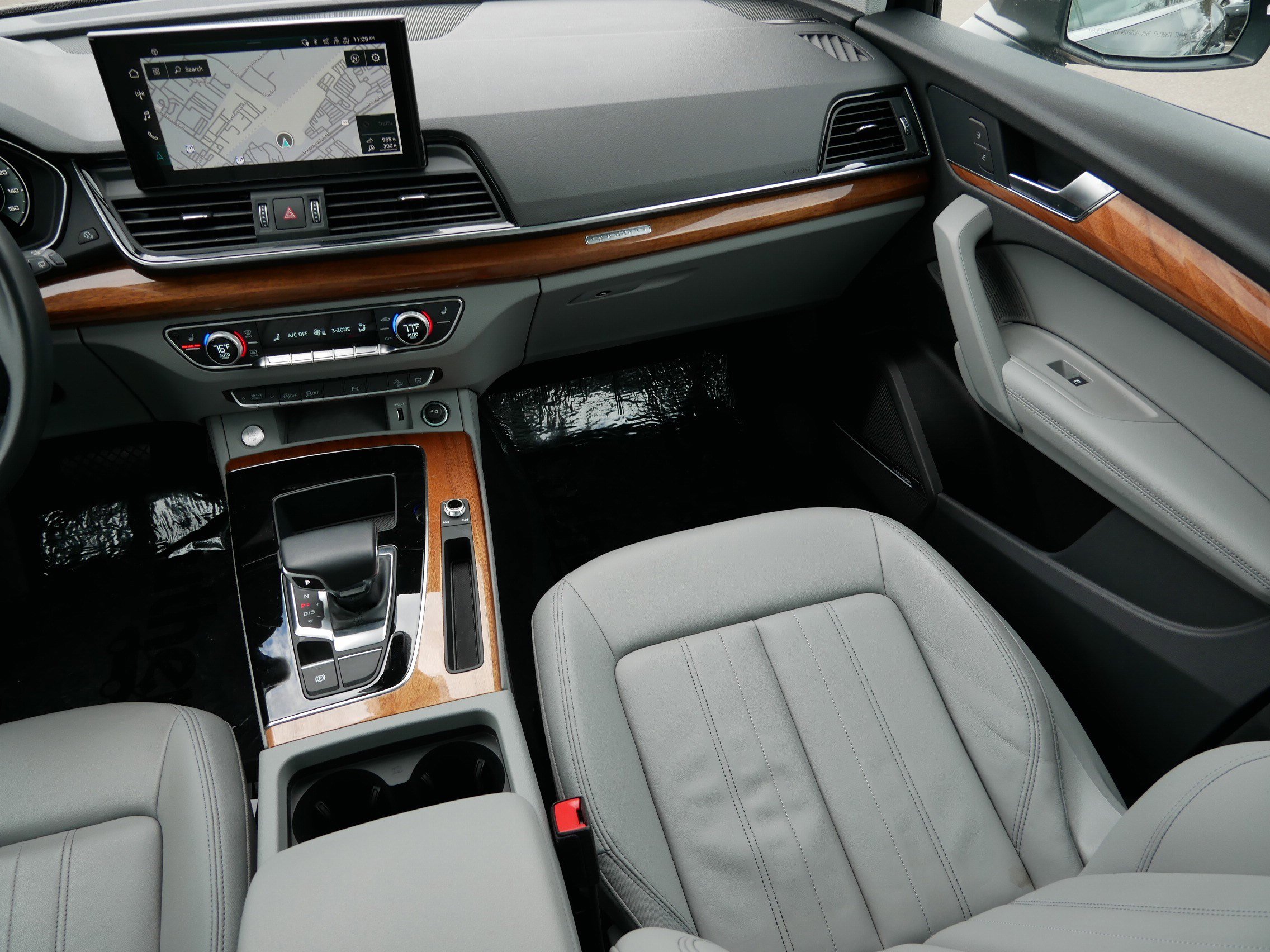 Used 2023 Audi Q5 2.0T Premium Plus w/ Premium Plus Package image 11