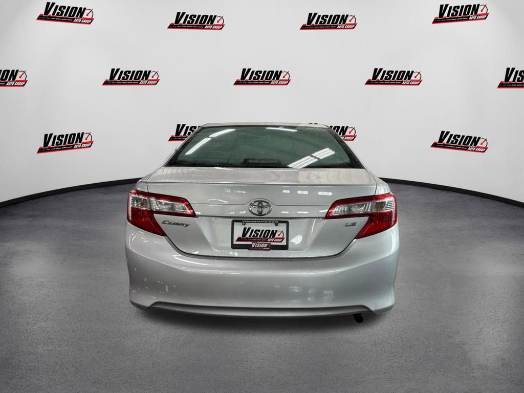 Used 2014 Toyota Camry LE image 6