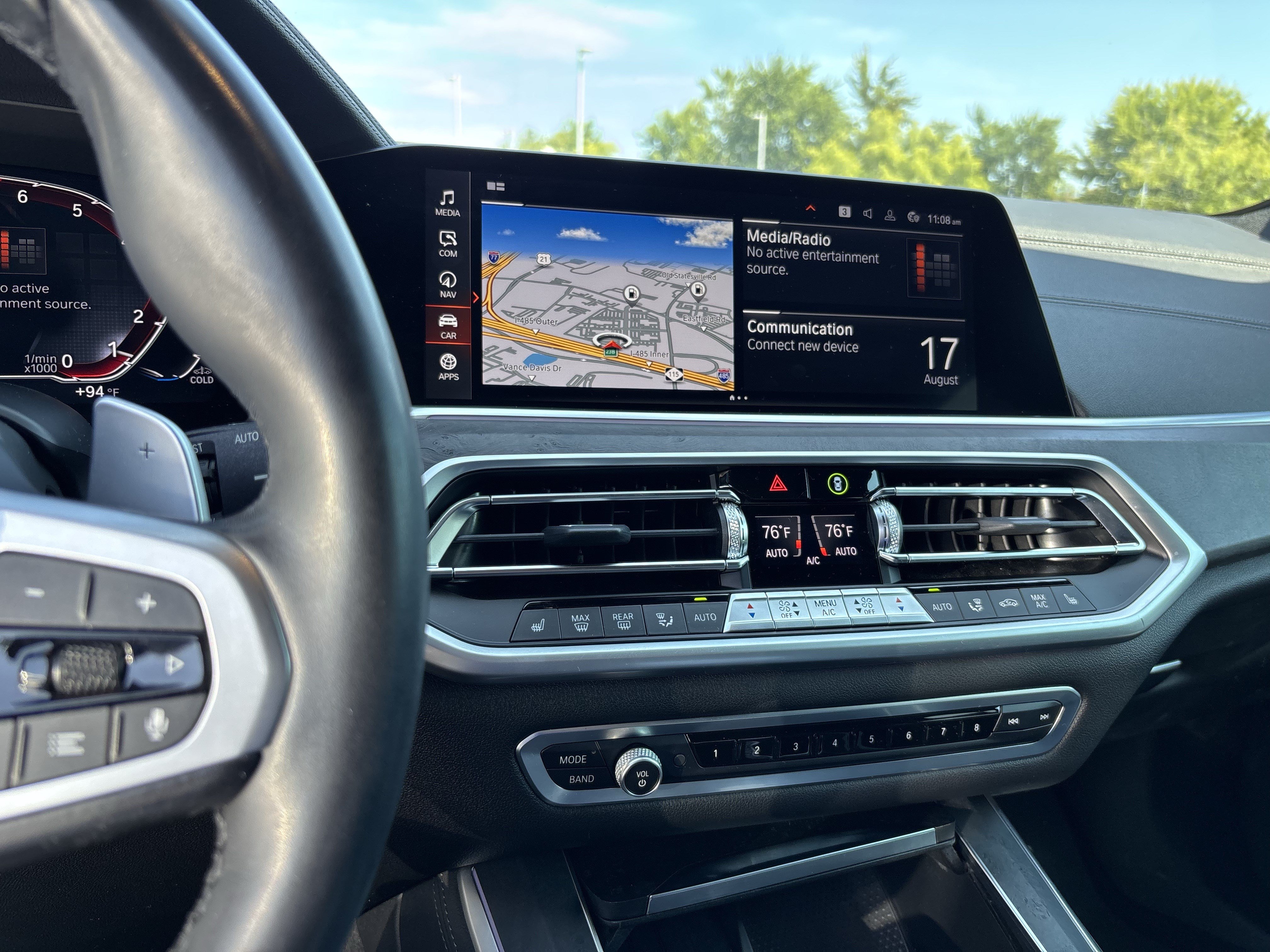Used 2022 BMW X5 xDrive40i w/ M Sport Package AWD/4WD image 31
