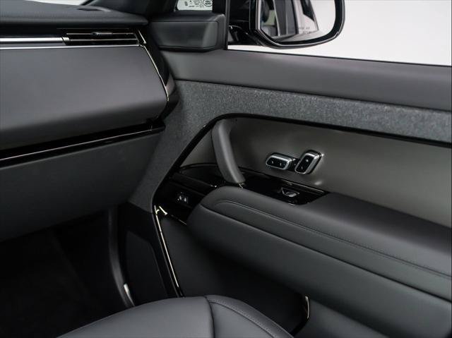 New 2027 Land Rover Range Rover Sport SE AWD/4WD image 29