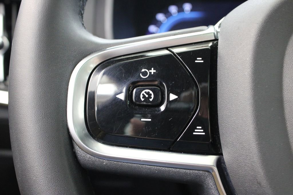 Used 2023 Volvo S90 B6 Ultimate w/ Protection Package Premier image 28