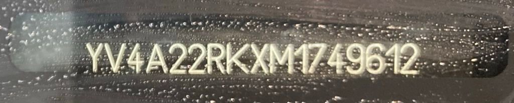 Used 2021 Volvo XC60 T6 Momentum image 35