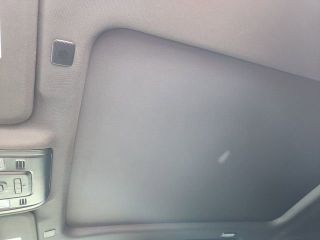 Used 2021 Chevrolet Tahoe RST w/ Luxury Package image 23