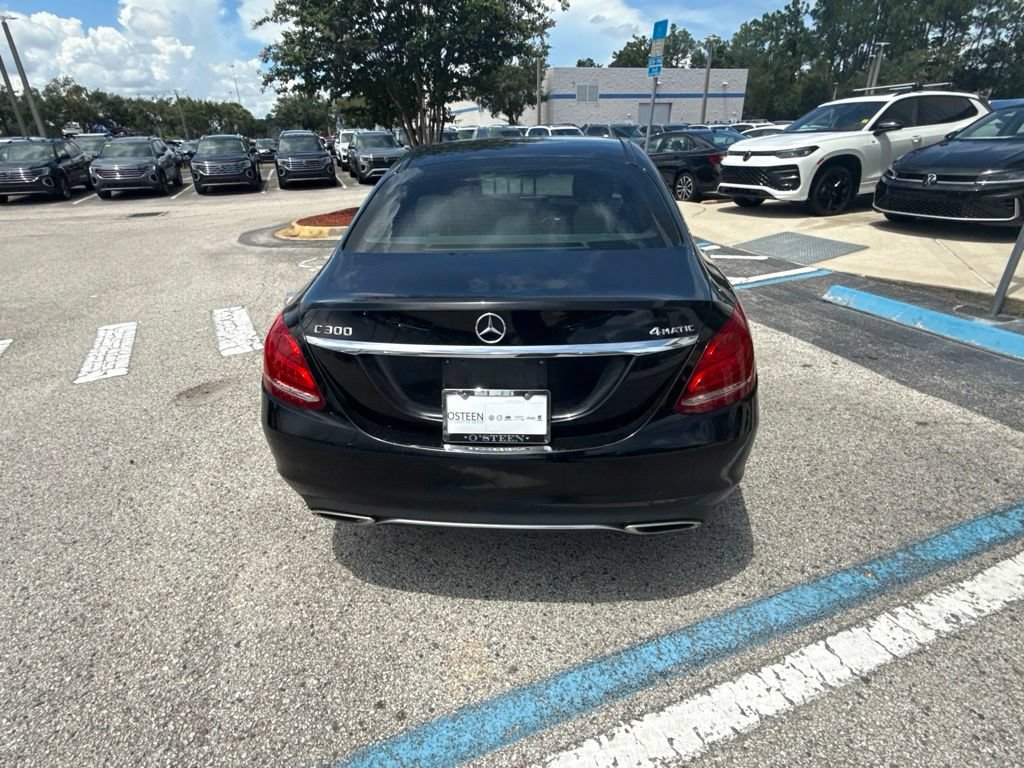 Used 2015 Mercedes-Benz C 300 4MATIC Sedan image 10