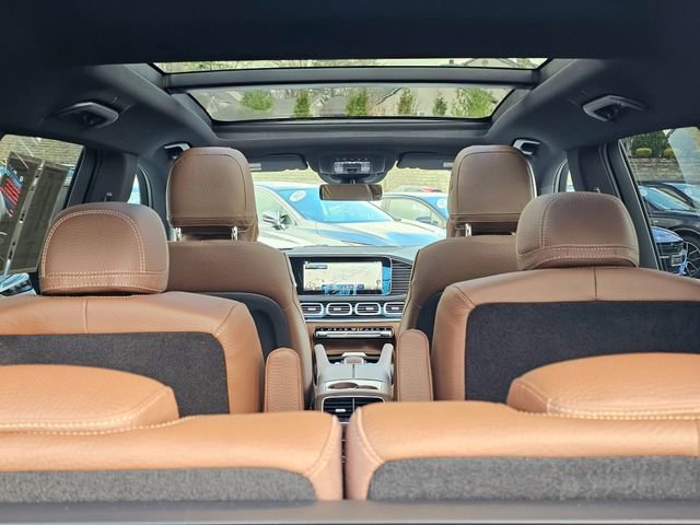 Certified 2025 Mercedes-Benz GLS 450 4MATIC image 12