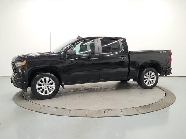Used 2022 Chevrolet Silverado 1500 Custom w/ LPO, Dark Essentials Package AWD/4WD image 4