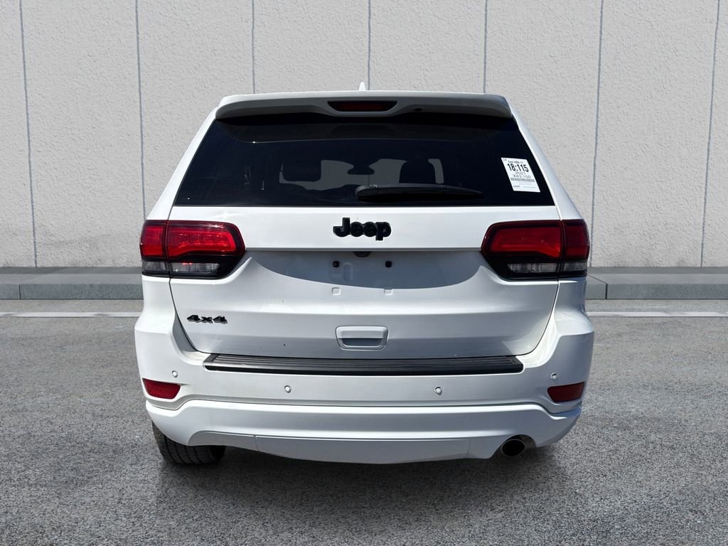 Used 2021 Jeep Grand Cherokee Laredo X AWD/4WD image 6