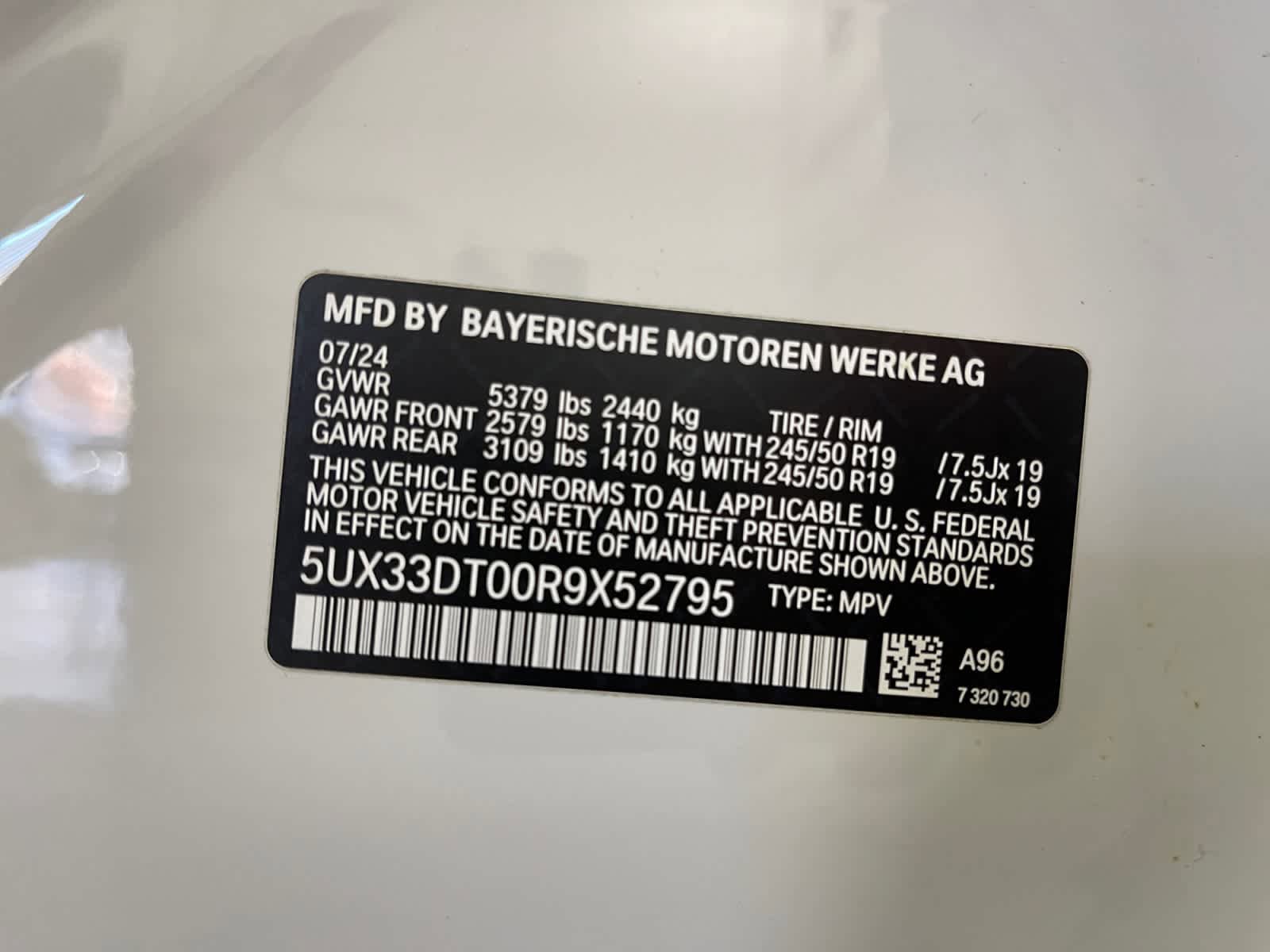 Used 2024 BMW X4 xDrive30i w/ Parking Assistance Package AWD/4WD image 14