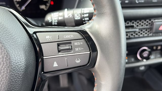 Used 2025 Honda HR-V Sport image 13