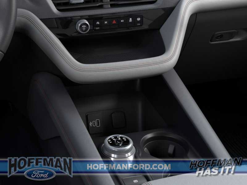 New 2026 Ford Explorer Active w/ Active Comfort Package AWD/4WD image 15