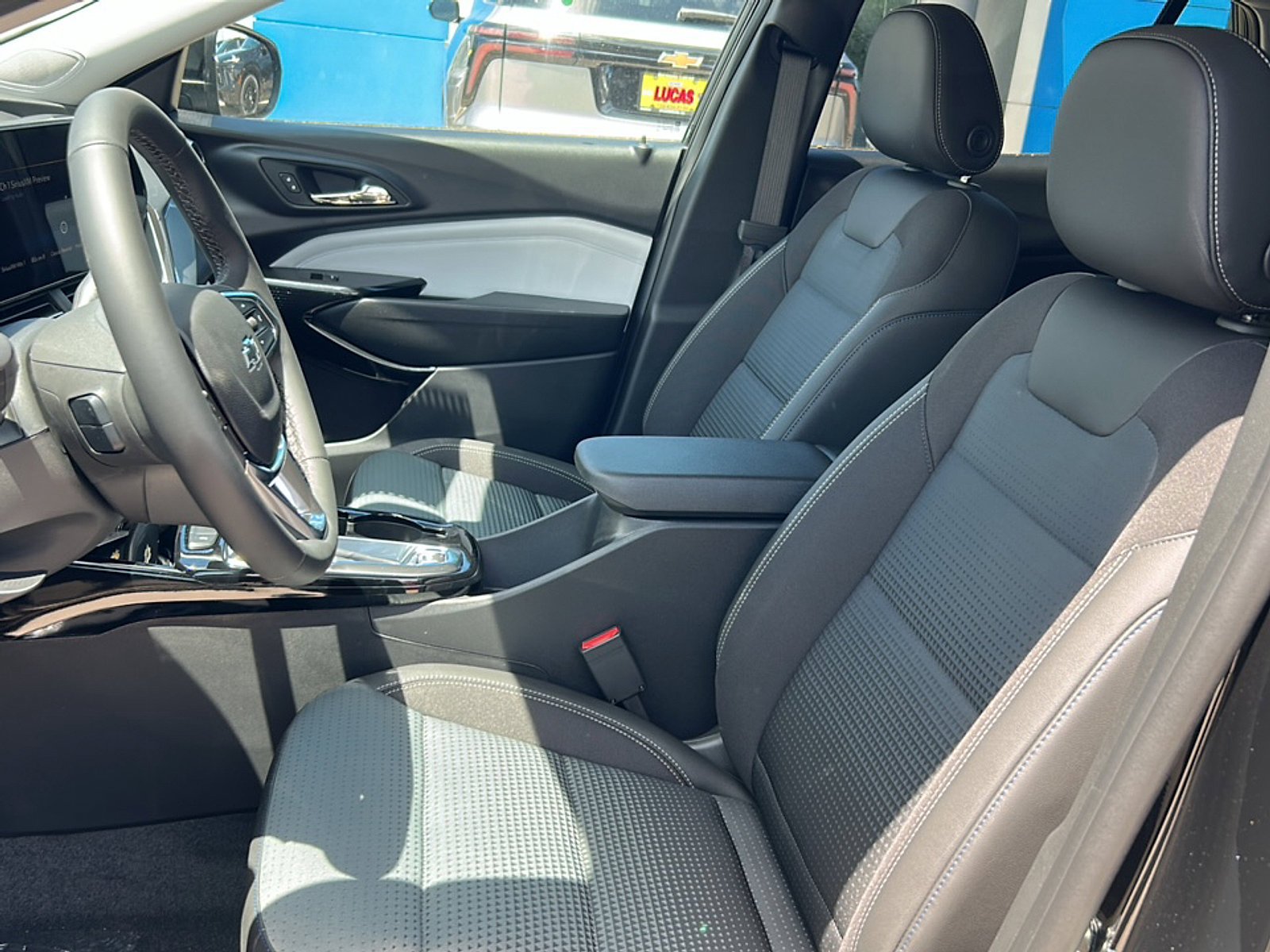 New 2026 Chevrolet Trax LT w/ Driver Confidence Package FWD image 12