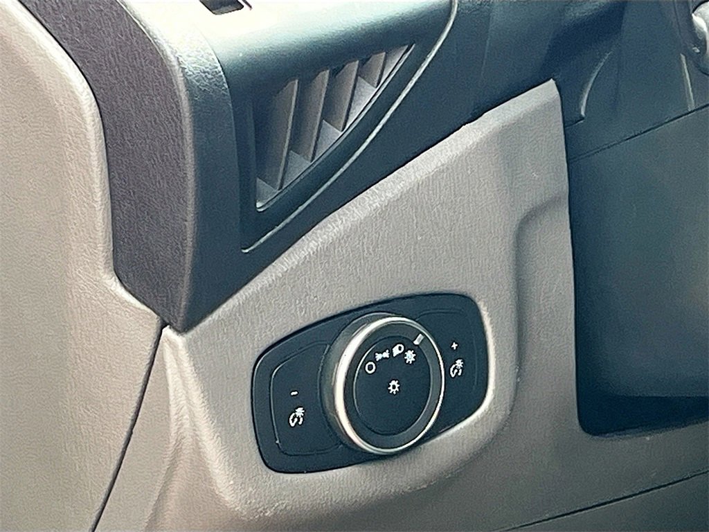 Used 2023 Ford Transit Connect XL image 10