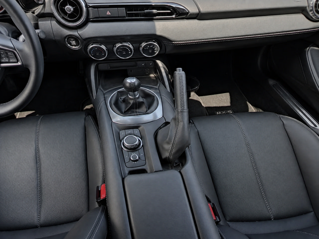 Certified 2025 MAZDA MX-5 Miata Grand Touring RWD image 11